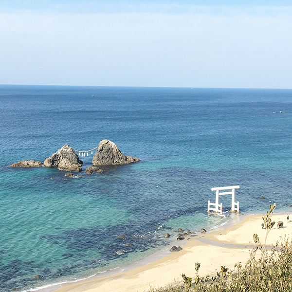 福岡県糸島市二見ヶ浦