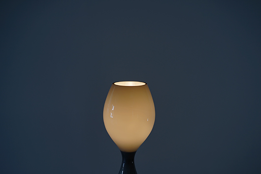 イタリア製 ヴィンテージ 照明 ガラステーブルランプ - インテリアライフスタイルショップ – ideot【東京・渋谷】
