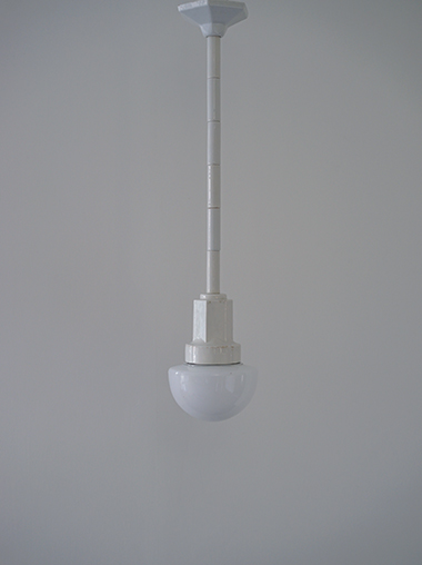 磁器製シーリングランプ バウハウス アンティーク アールデコ Porcelain Ceiling Lamp　
