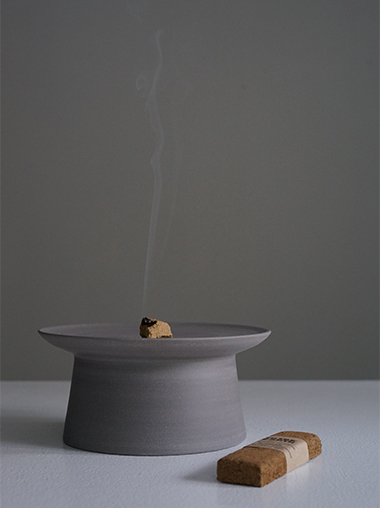 Studio Brae Ceramics 陶器 香木 トレイ Incense Plate　by　Studio Brae Ceramics