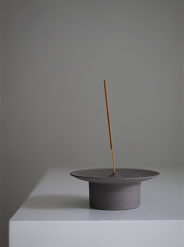 Studio Brae Ceramics 陶器 お香立て インセンスホルダー Incense Holder　by　Studio Brae Ceramics