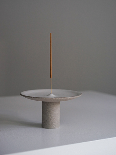  Incense Stand　by　Studio Brae Ceramics